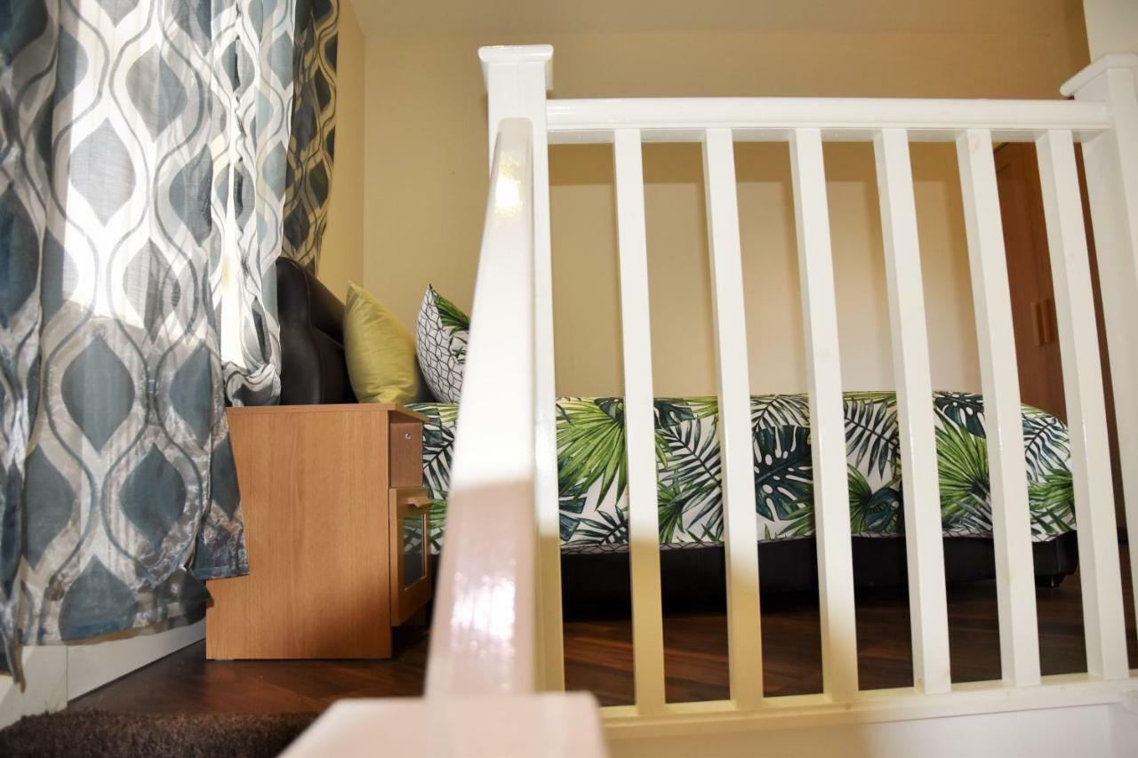 Luxury Duplex Apartment Bedford Eksteriør bilde
