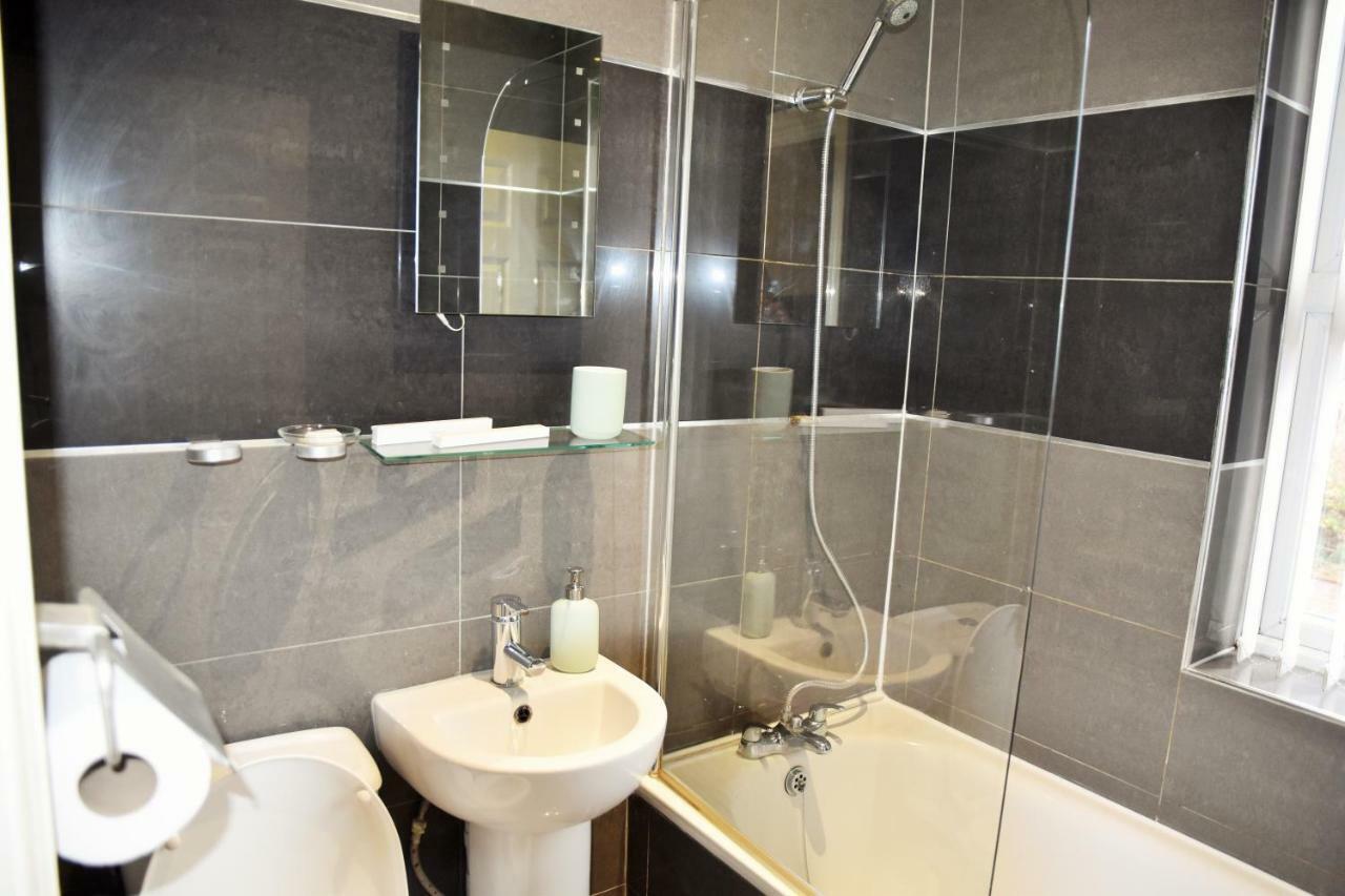 Luxury Duplex Apartment Bedford Eksteriør bilde