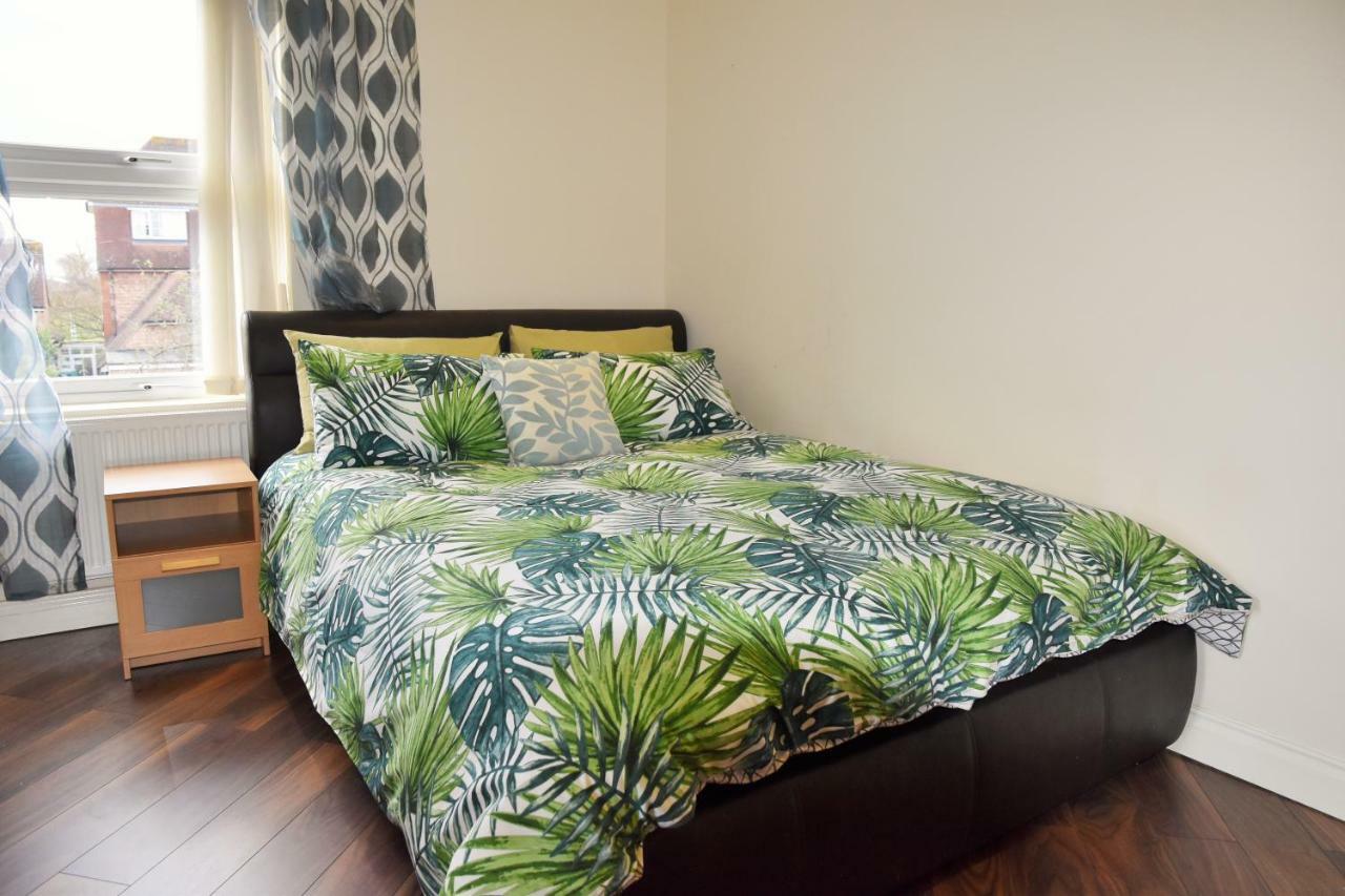 Luxury Duplex Apartment Bedford Eksteriør bilde